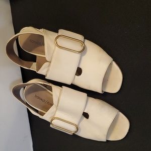Donald J. Pliner leather cream colored sandal size 7.5